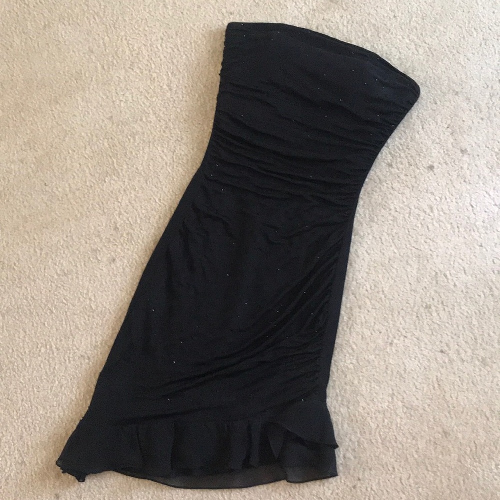 Asymmetrical hemline cocktail dress